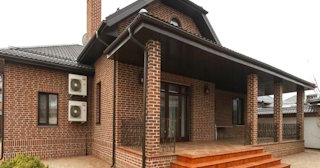 Строительство домов из кирпича с мансардой в Нижнем Новгороде | от 3622 рублей